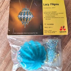 Vintage LeeWards Christmas Ornament Kit 1978